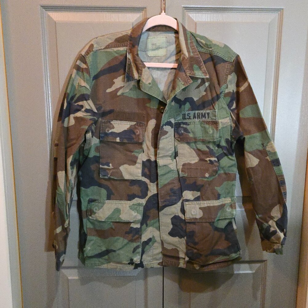 Authentic Army Gear w/ Patch